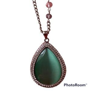 Paparazzi Fashion Flaunt Green - Cat's Eye Moonstone - Necklace & Earrin…